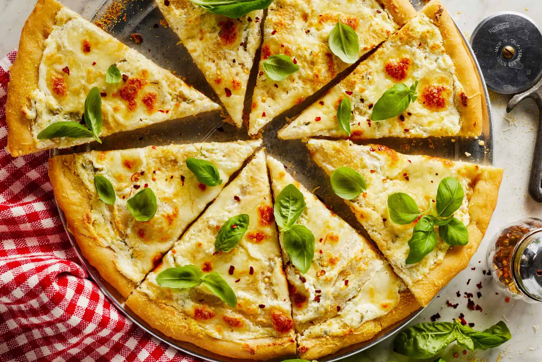 WHITE PIZZA